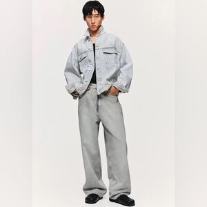 H&M Men's Relaxed Fit Gray Jeans